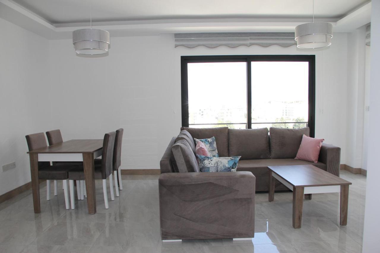 Okman Homes Kyrenia  Eksteriør billede