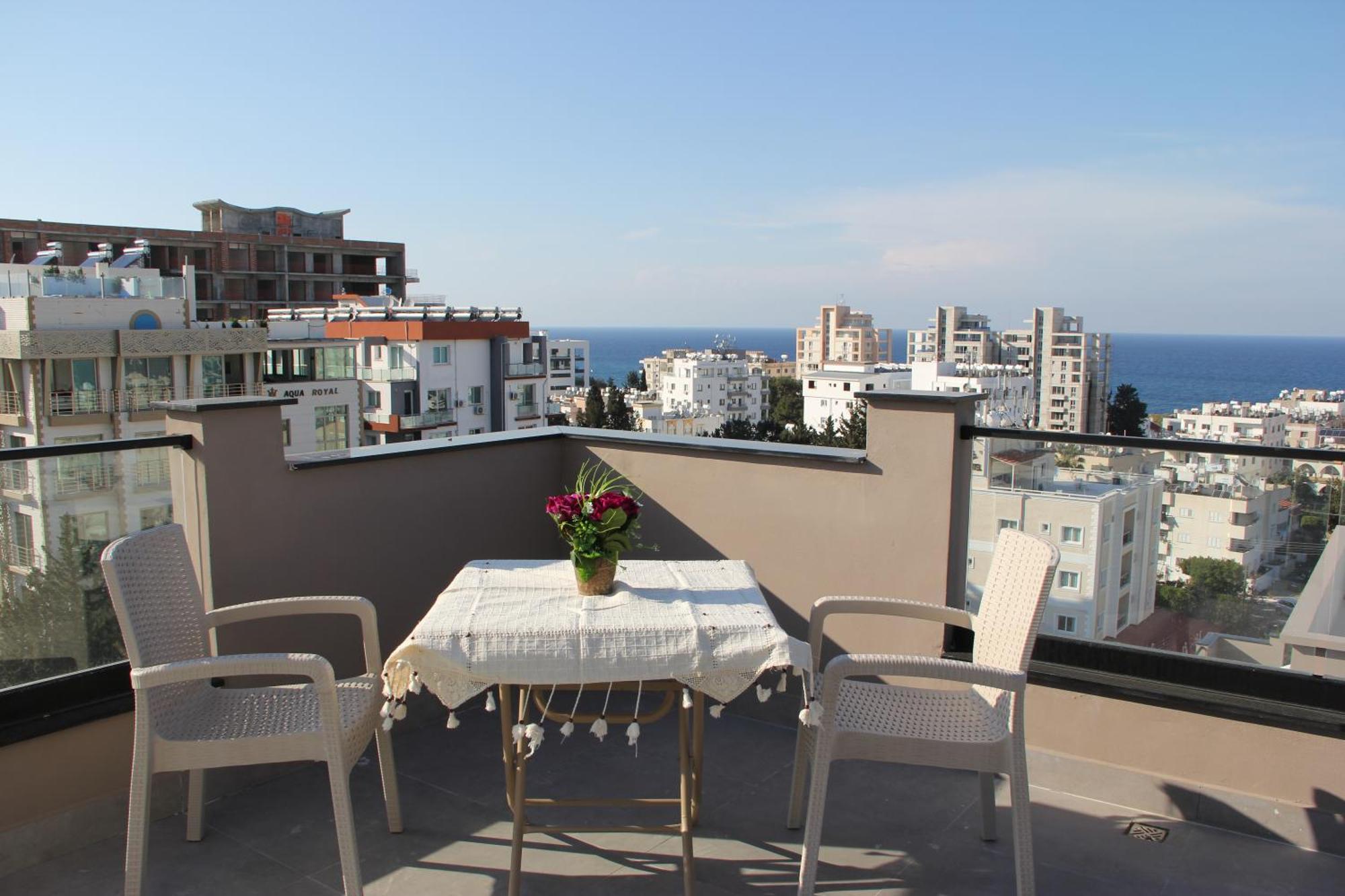 Okman Homes Kyrenia  Eksteriør billede