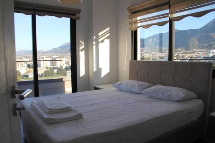 Okman Homes Kyrenia  Eksteriør billede